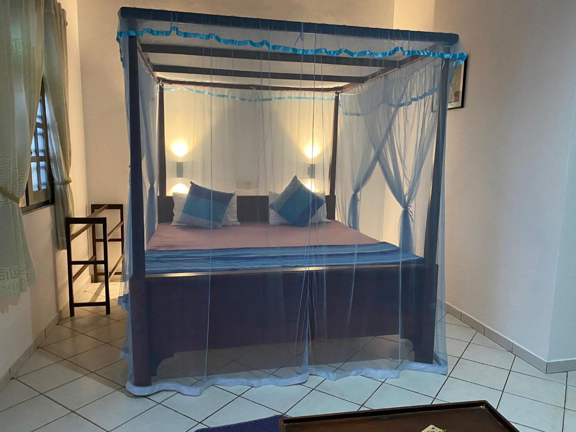 Blue Ocean Villa Хиккадува Номер фото