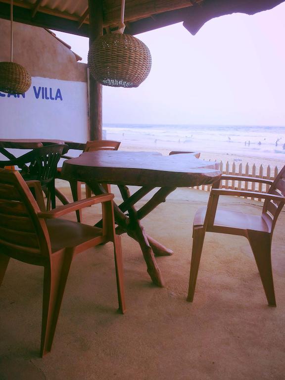 Blue Ocean Villa Хиккадува Экстерьер фото